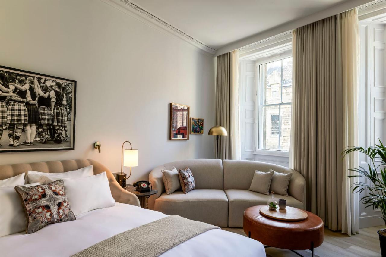Virgin Hotels เอดินบะระ ภายนอก รูปภาพ A room at the hotel