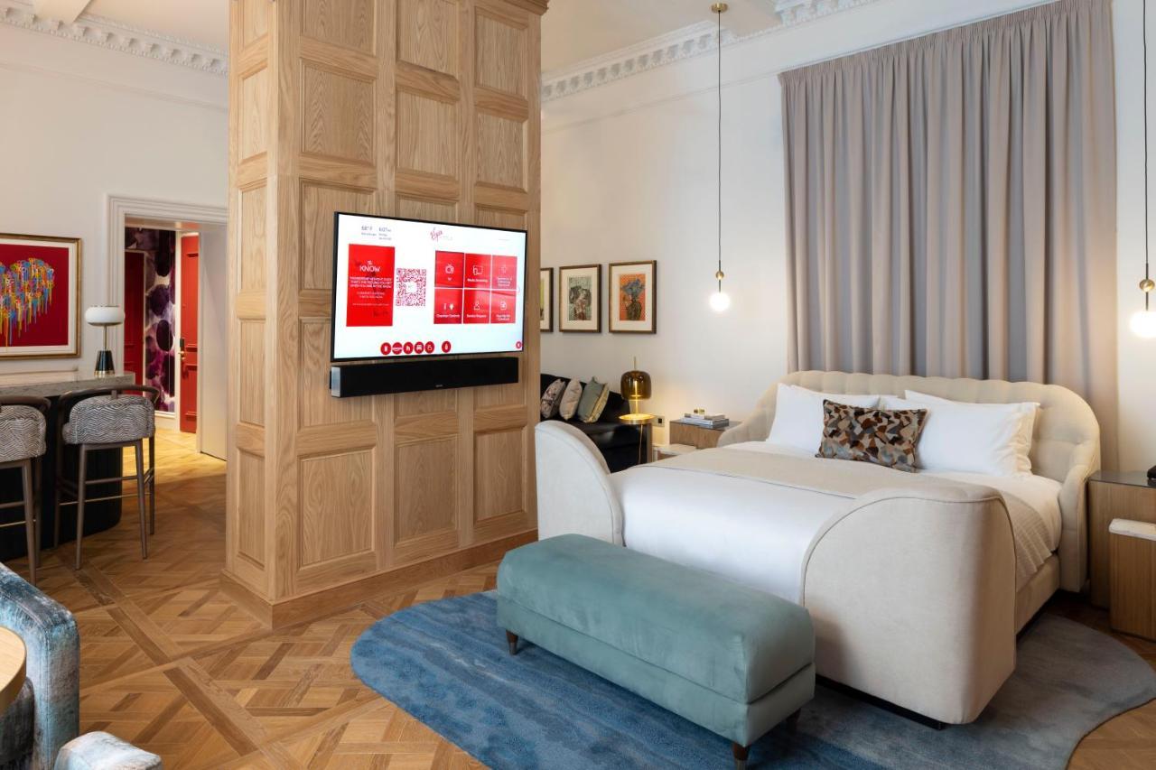 Virgin Hotels เอดินบะระ ภายนอก รูปภาพ A suite at the hotel